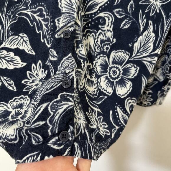 Garnet Hill Signature Eco Merino Wool Floral Cardigan Size L Button Down Fitted - Picture 6 of 7